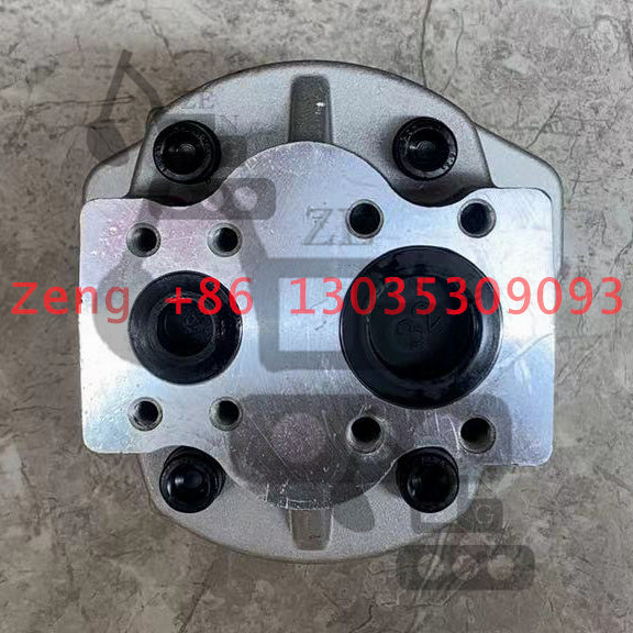 KOMATSU D31 D37 D39 705-12-33110 hydraulic pump gear pump pilot pump