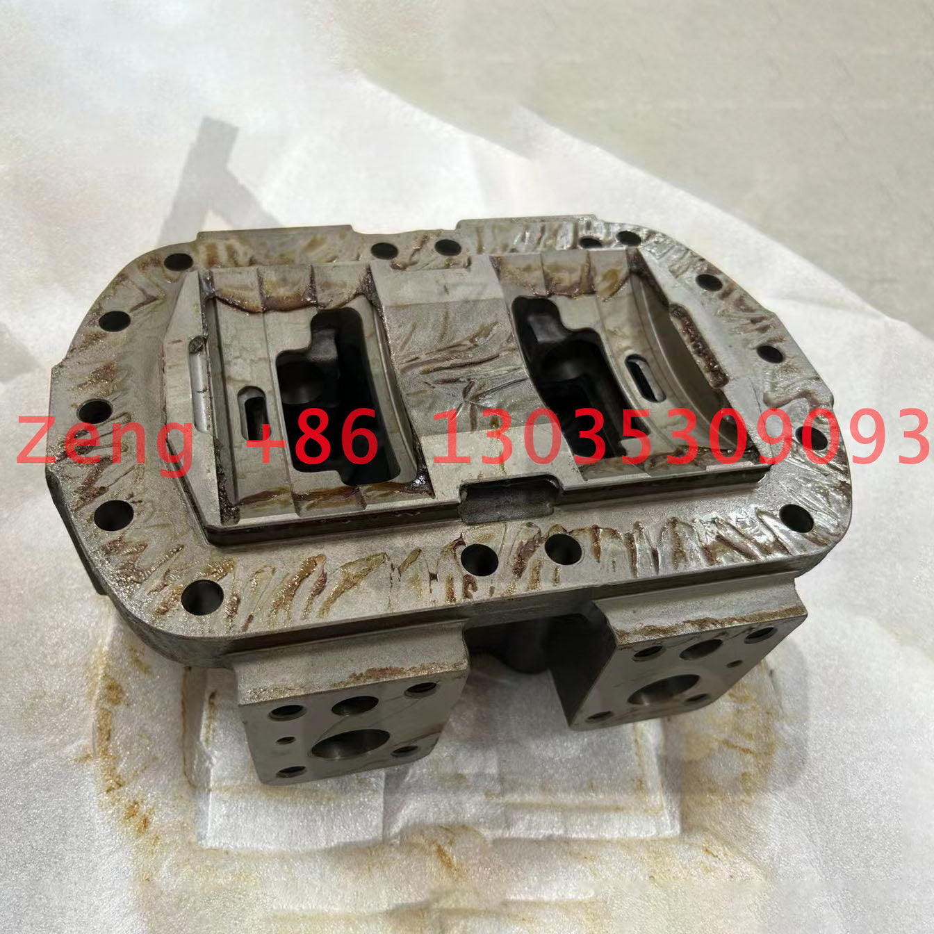 A8V55 hydraulic pump head cover