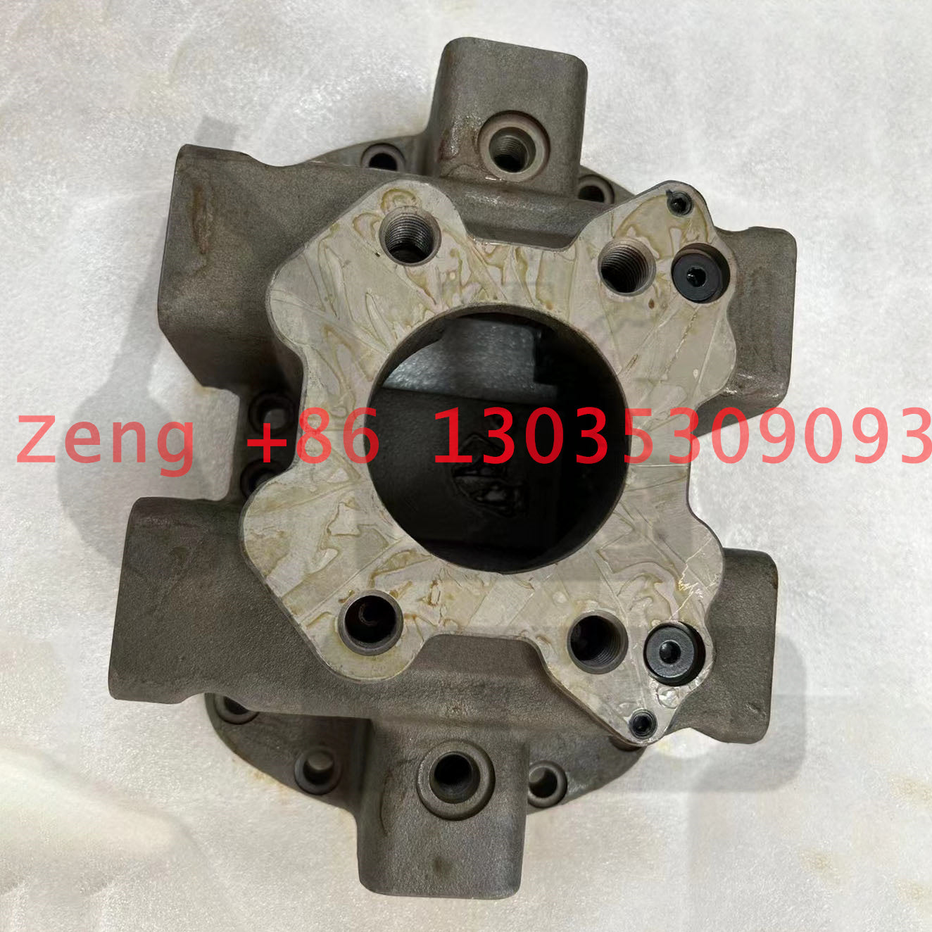 A8V55 hydraulic pump head cover