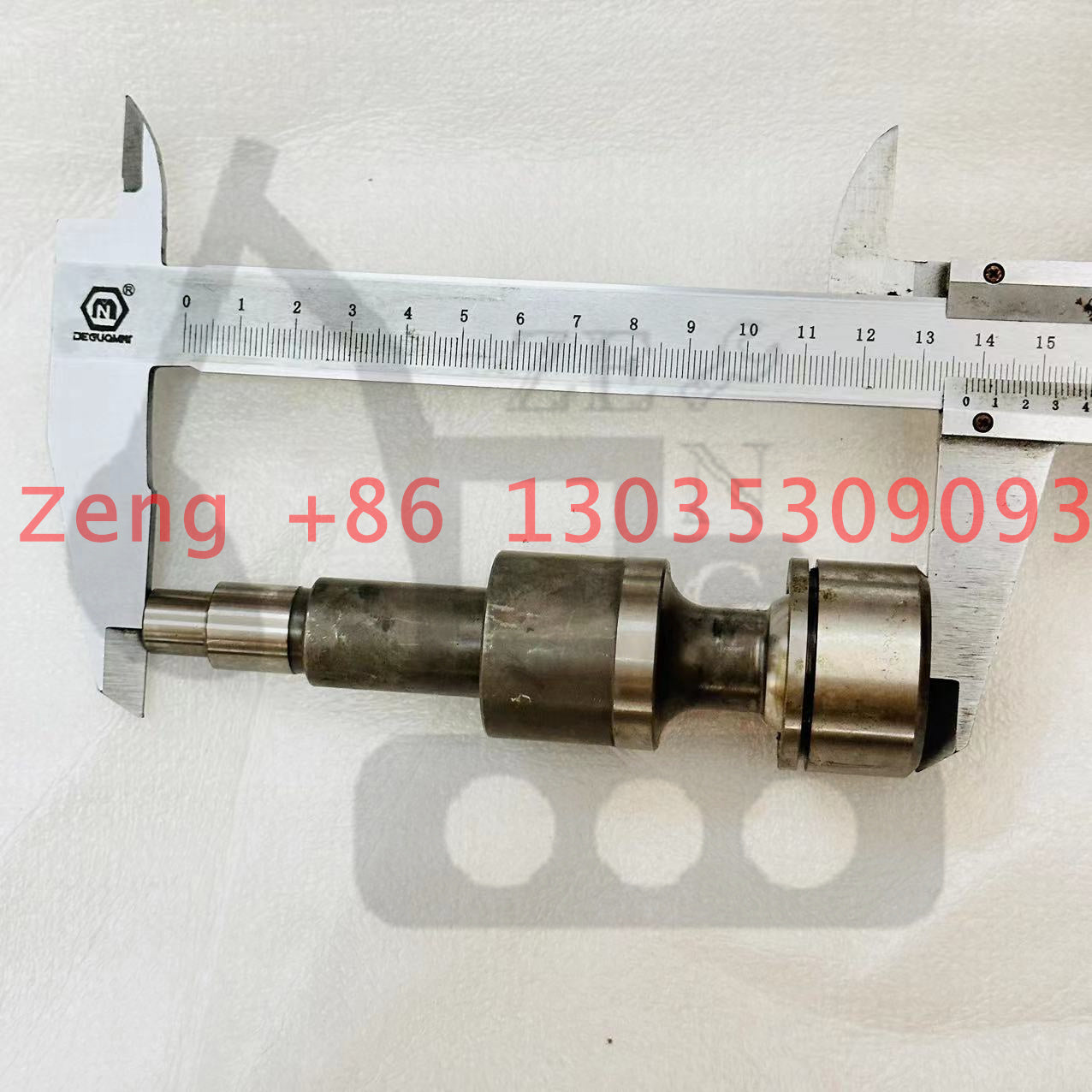 HITACHI HPV091EW hydraulic pump center pin center shaft