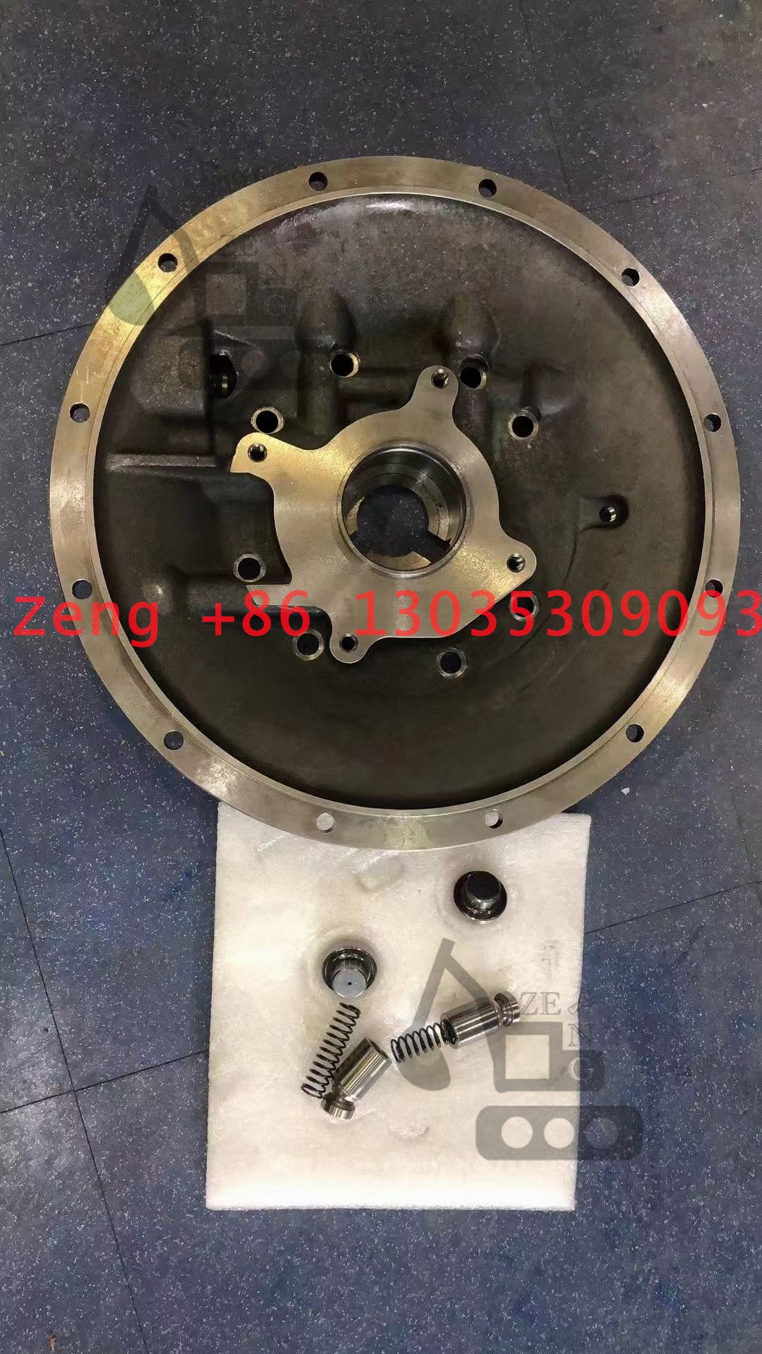 LPD45 HPD45 PC60-8 PC70-8 PC75UU PC78US-6 hydraulic pump support