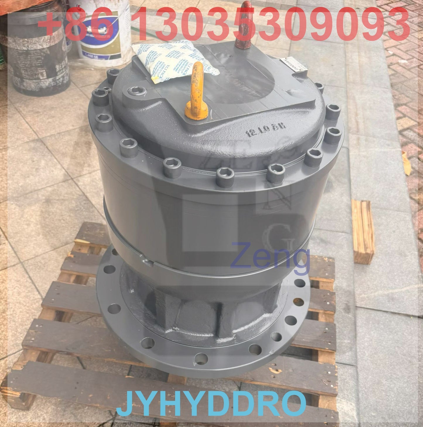 DOOSAN DX340 EXCAVATOR K1004825B SWING MOTOR