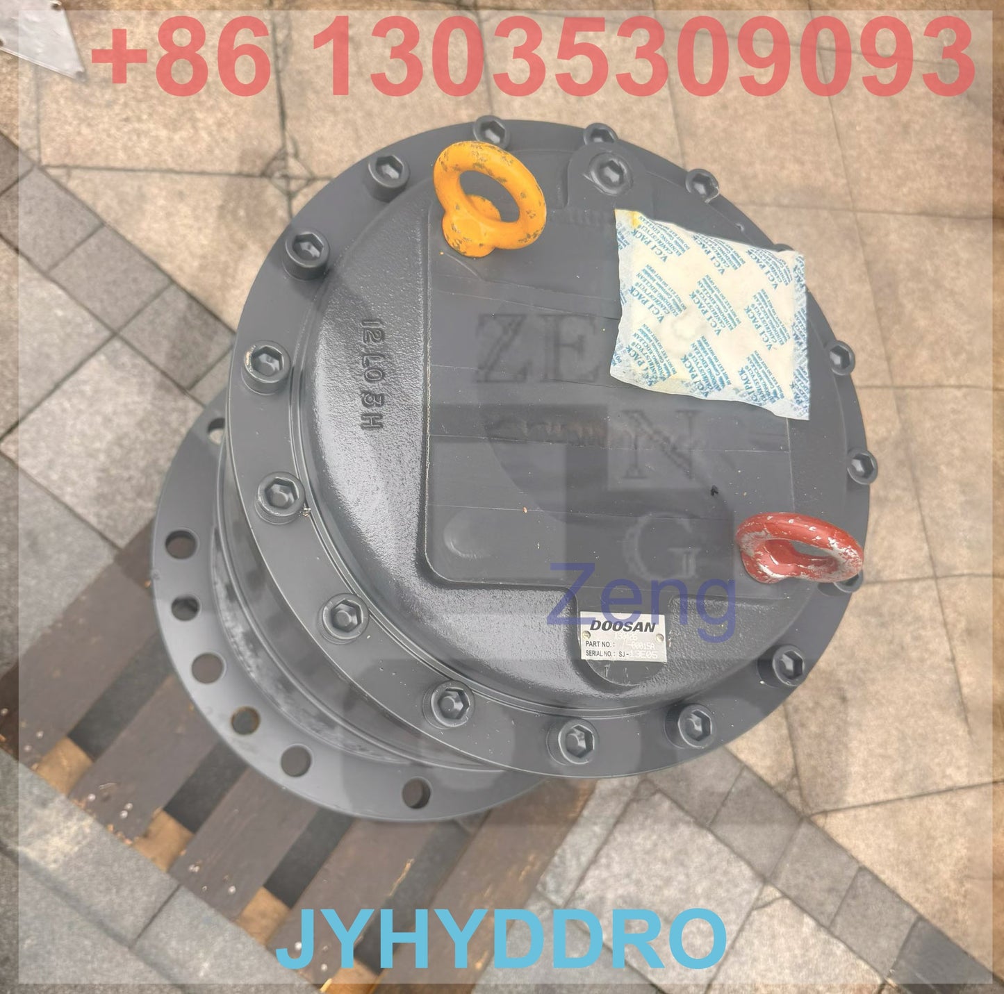 DOOSAN DX340 EXCAVATOR K1004825B SWING MOTOR