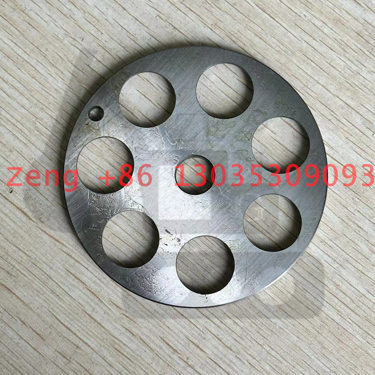 Linde BMF50 travel motor set plate retainer plate