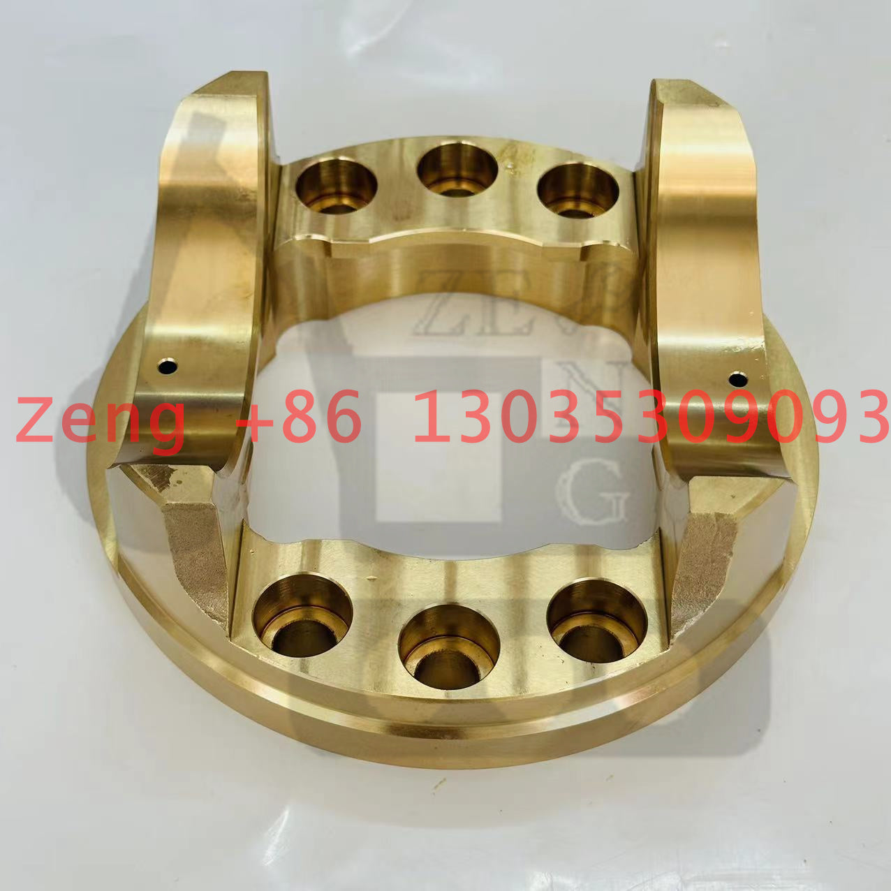 HPV132 hydraulic pump support