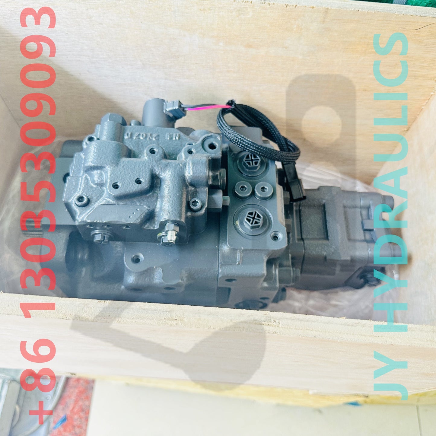 KOMATSU PC55 EXCAVATOR HYDRAULIC PUMP