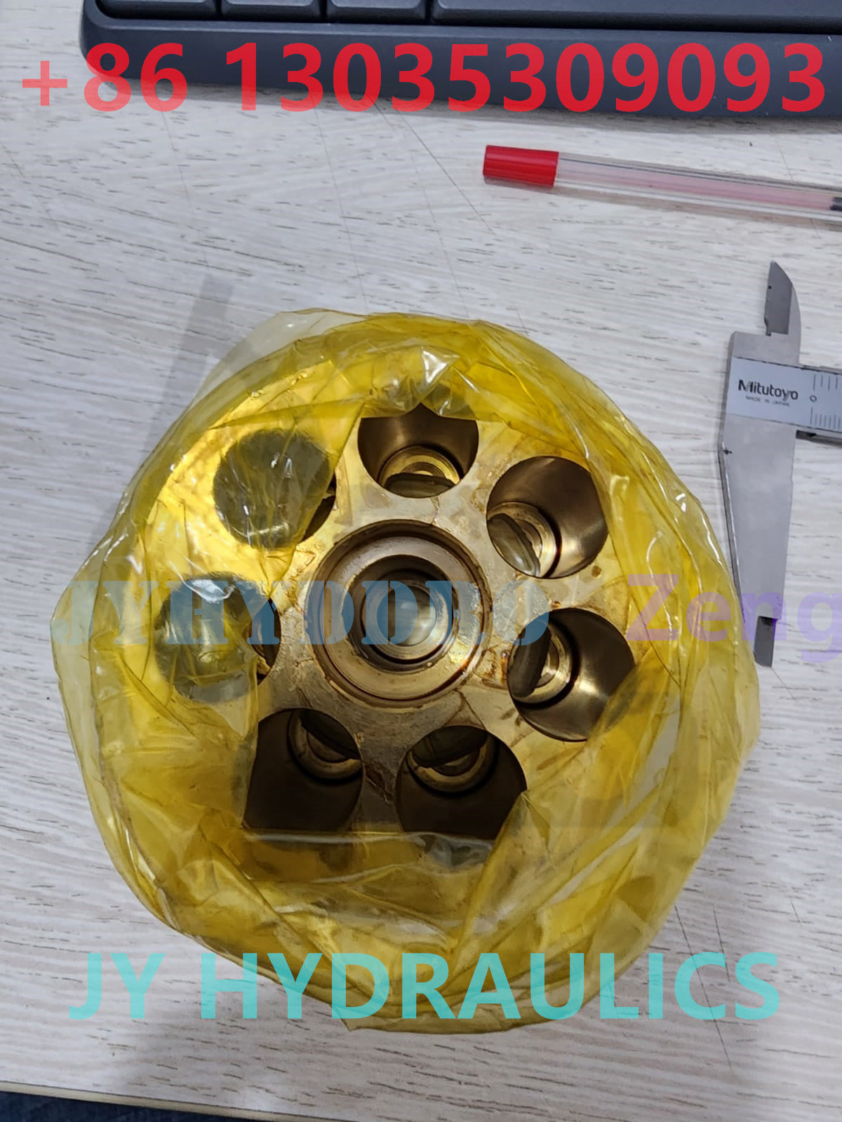 KOMATSU PC120-6 PC130-7 excavator cylinder block rotor barrel