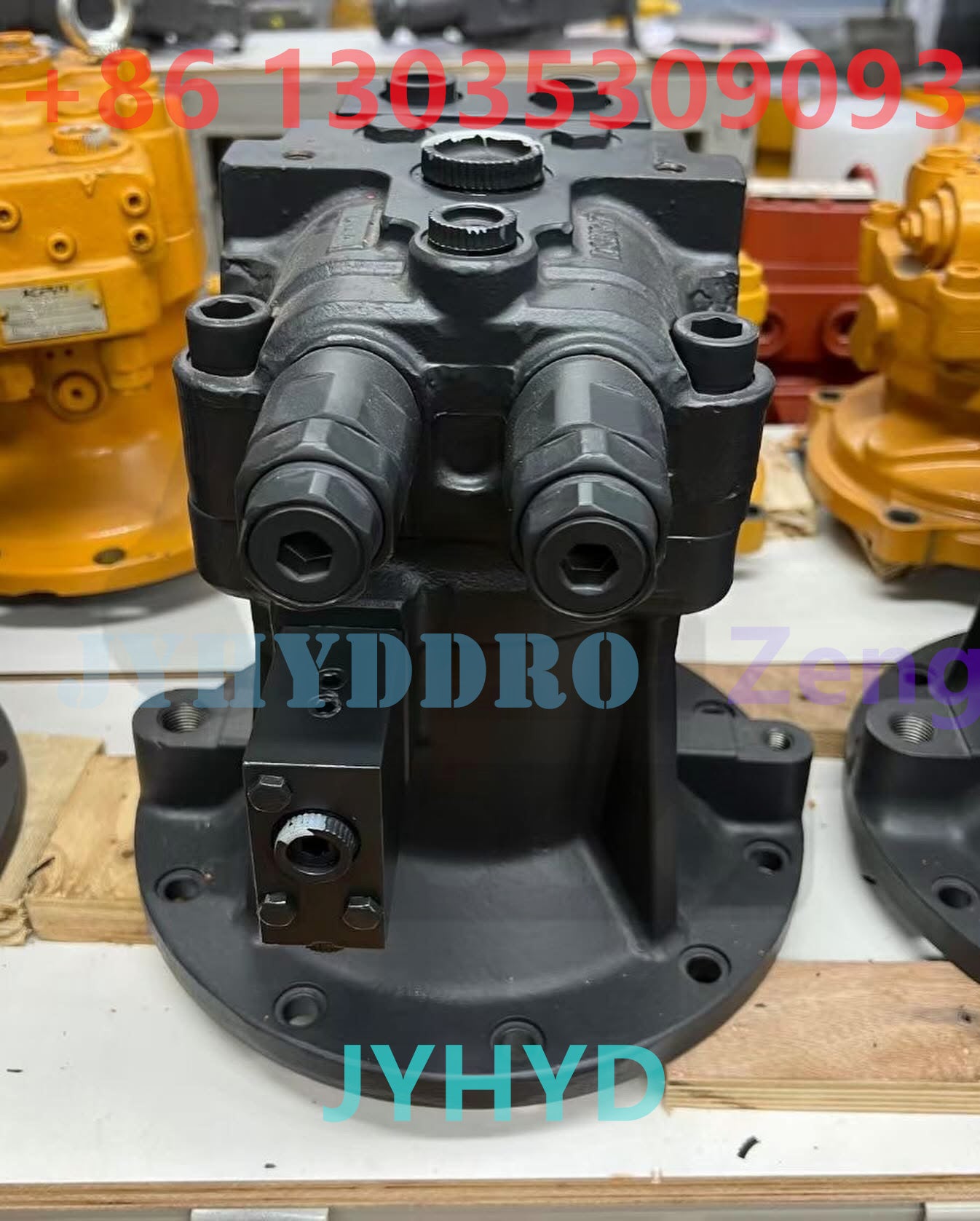 XCMG XE135D EXCAVATOR 60359570 SWING MOTOR