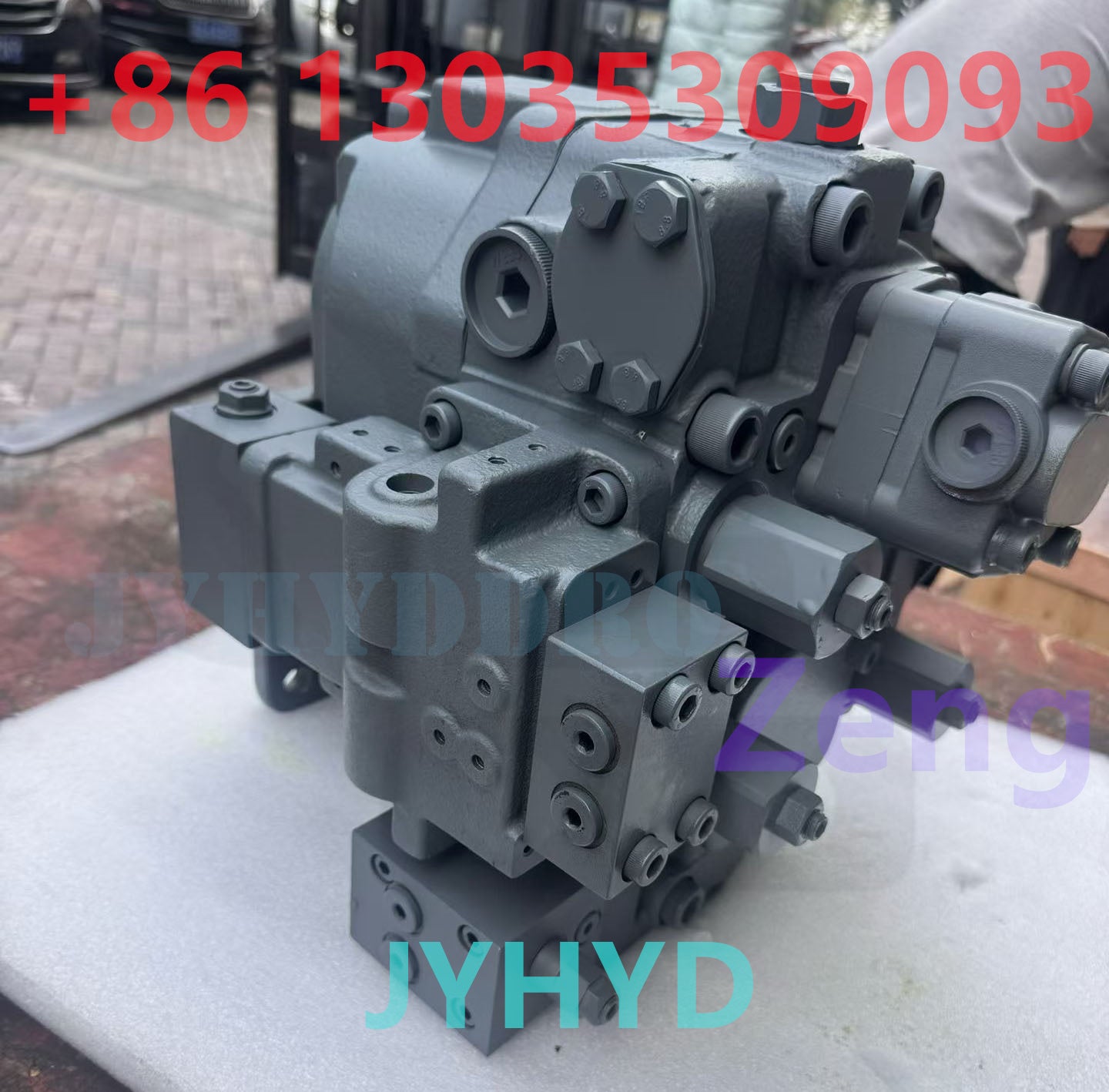 YUCHAI YC135 EXCAVATOR PVC80/80 HYDRAULIC PUMP