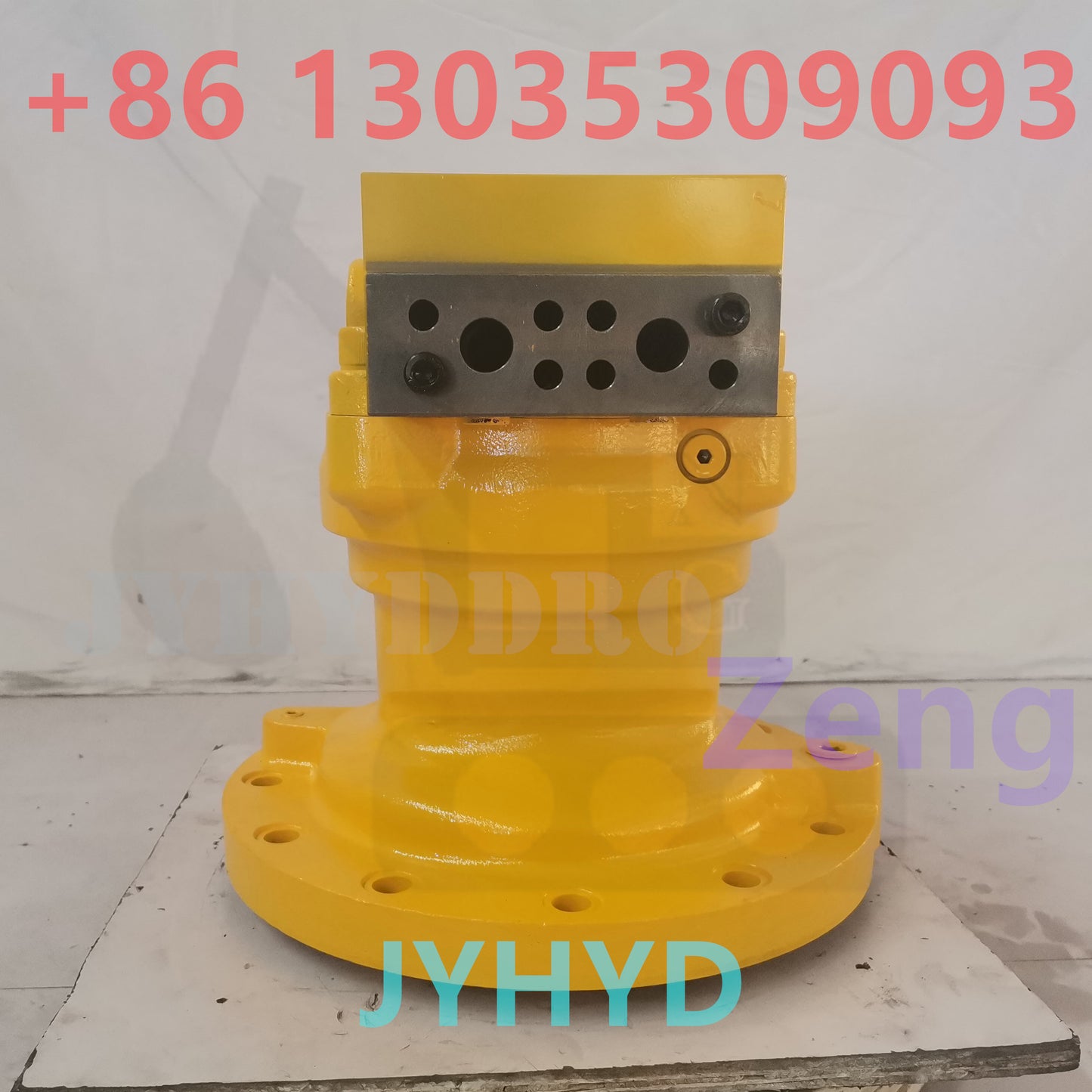 HYUNDAI R210 EXCAVATOR M2X150 SWING MOTOR