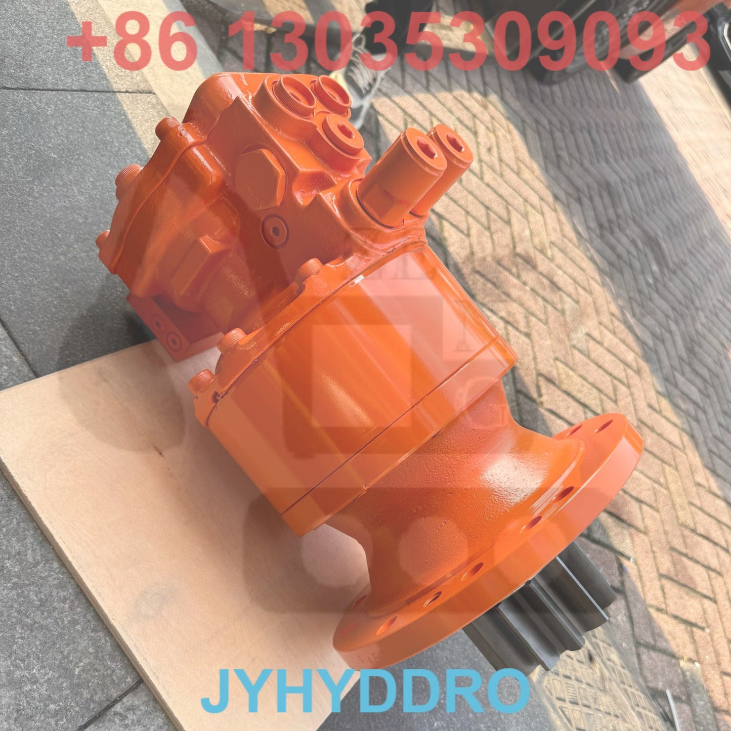 HITACHI ZX70 （MFB40）EXCAVATOR SWING MOTOR ASSY