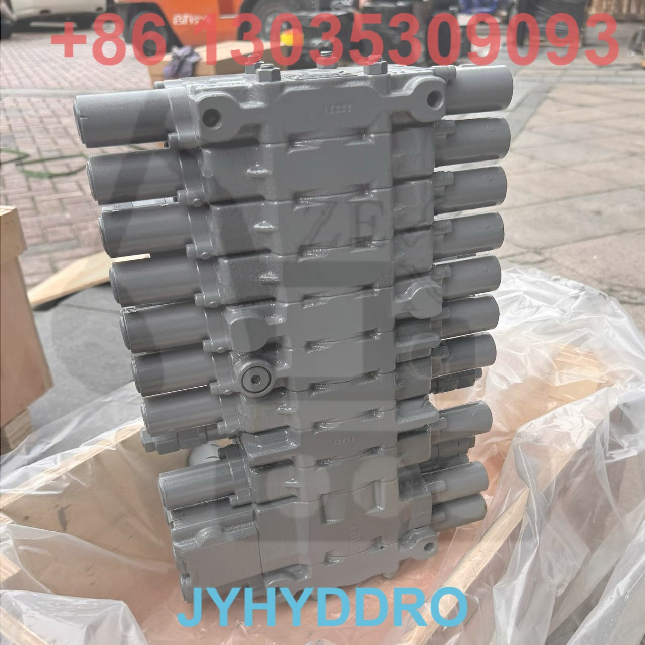 HITACHI ZX33U EXCAVATOR C0070-23078 CONTROL VALVE ASSY