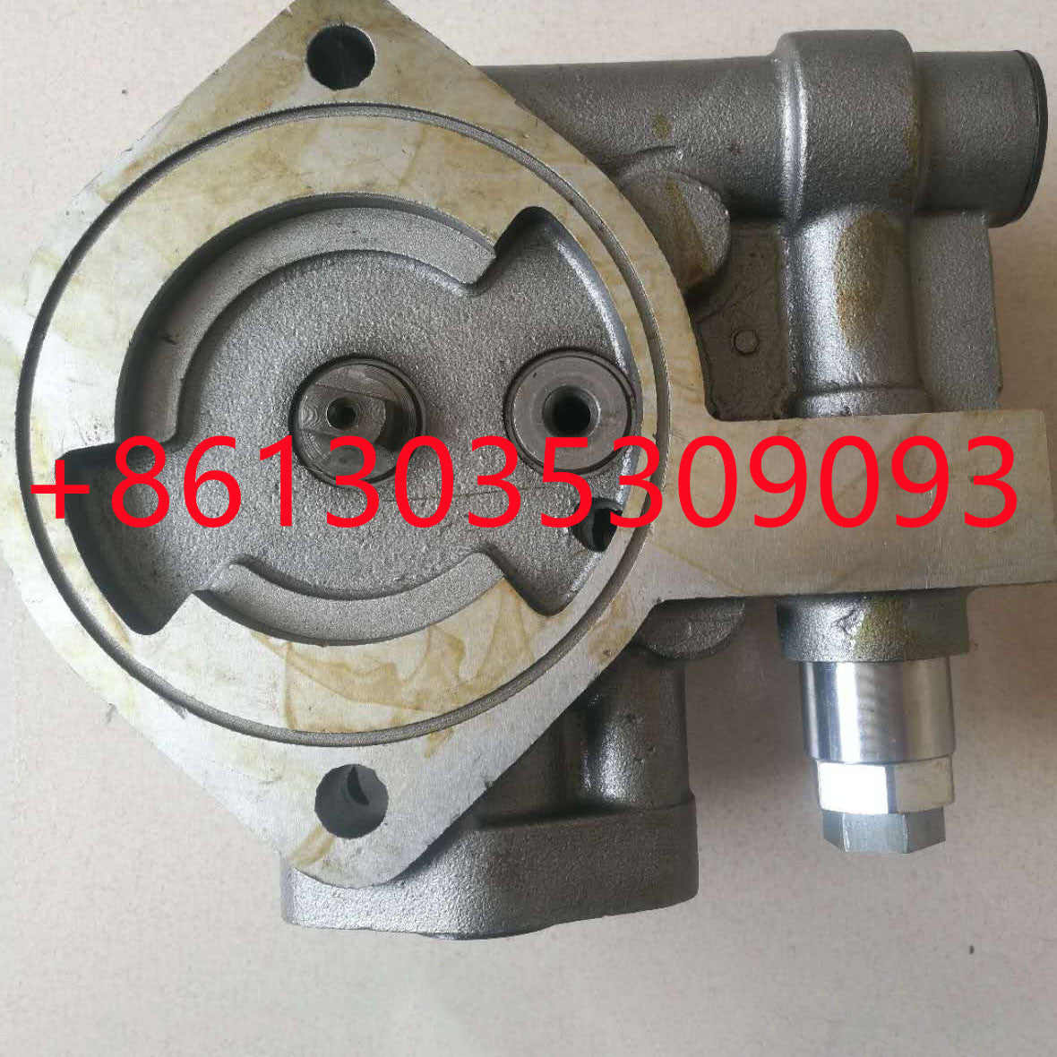 PC200-5 PC220-5 HPV90 708-25-04012 704-24-28230 gear pump